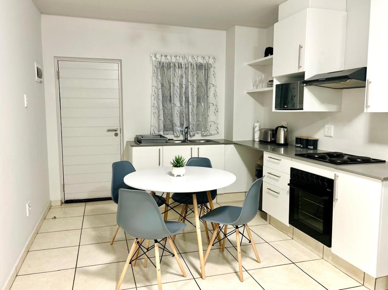 Apartment Groves 924 Ballito