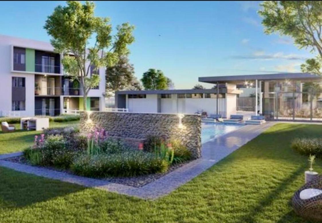Groves 924 Ballito